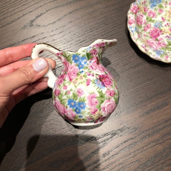 Royal Chintz vintage micro mini pitcher w/saucer - Picture 2 of 12
